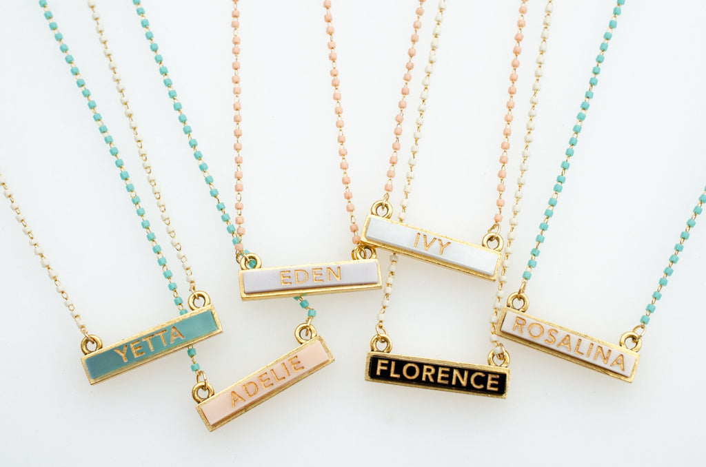 Acrylic Name Necklace, Anniversary gift, Personalized necklace, children's name necklace, bridesmaids gift, new mom gift, horizontal acrylic
