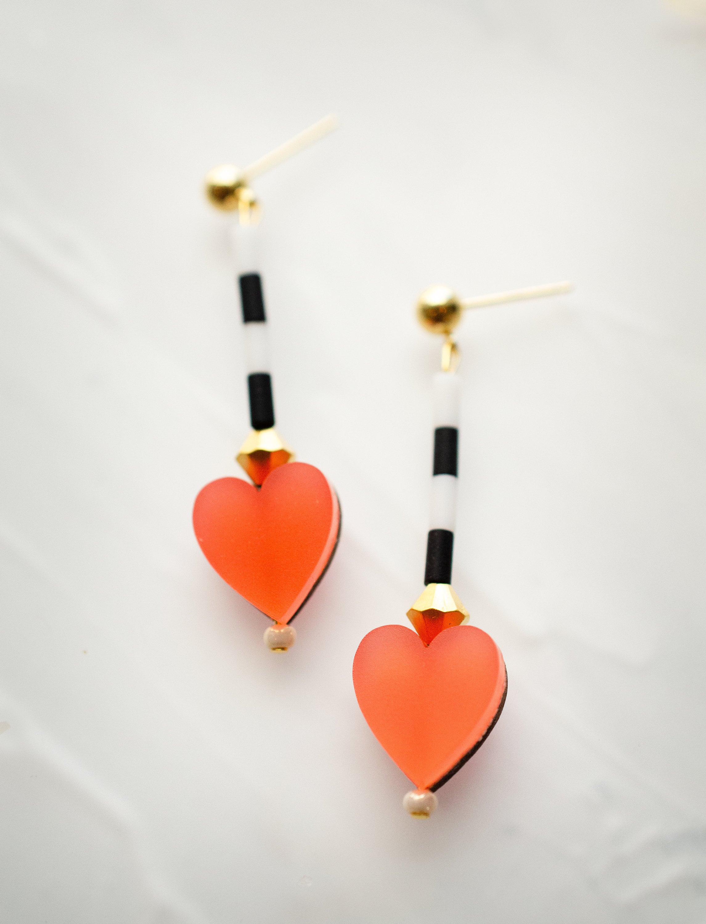 Red heart earrings, beaded heart earrings, Valentines day earrings, re –  jillmakes