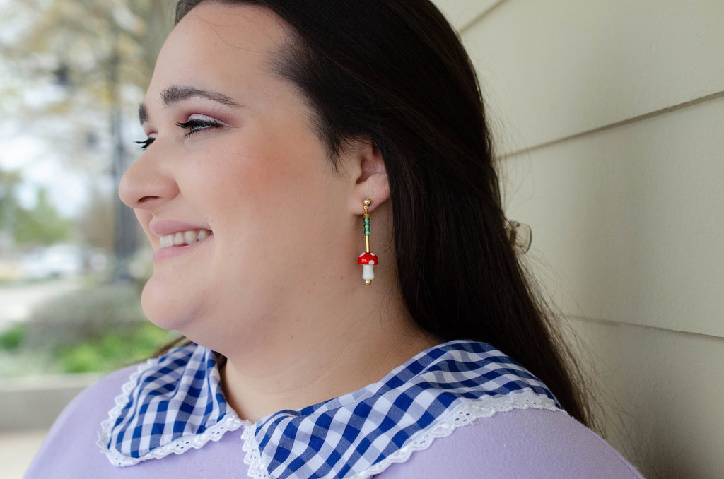 Mushroom statement earrings, minimalist style, beaded earrings, 90s style, minimalist earrings, colorful jewelry, gifts for her, birthday