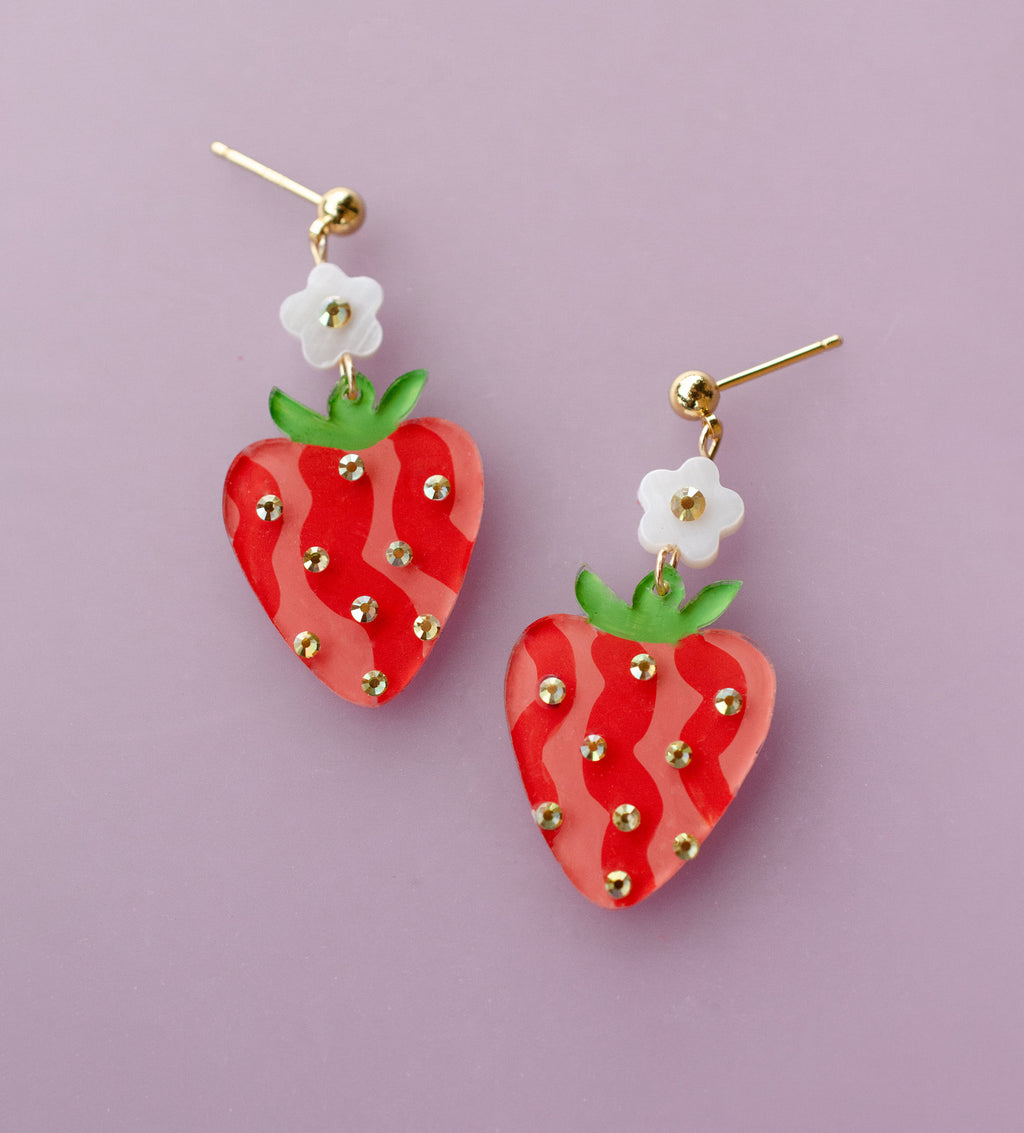 Strawberry dangle earrings, Strawberry and flower dangle earrings, Fruit Earrings, summer earrings, handpainted earrings, strawberry jewelry