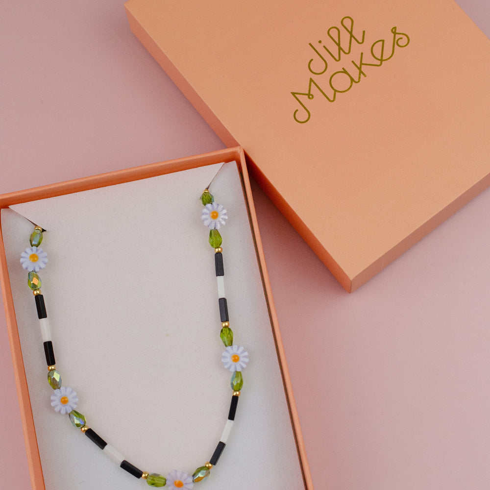 Daisy Beaded Necklace