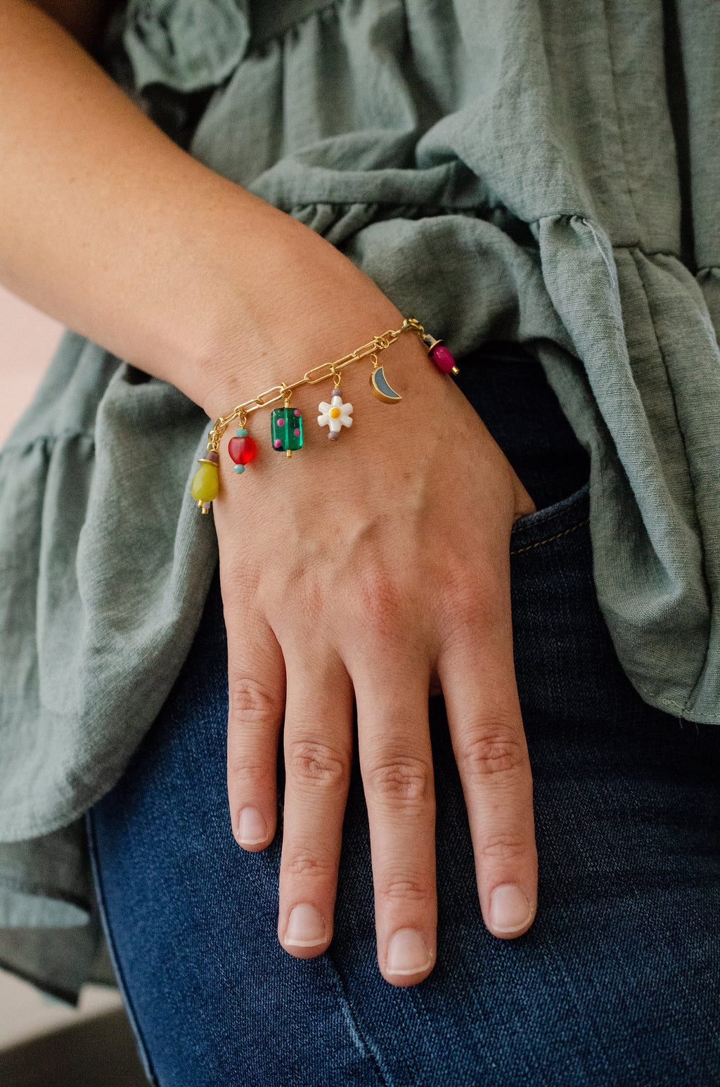 Beaded charm bracelet, handmade bracelet, gift for her, colorful bracelet, unique bracelet, colorful charm, Beaded bracelet with charms