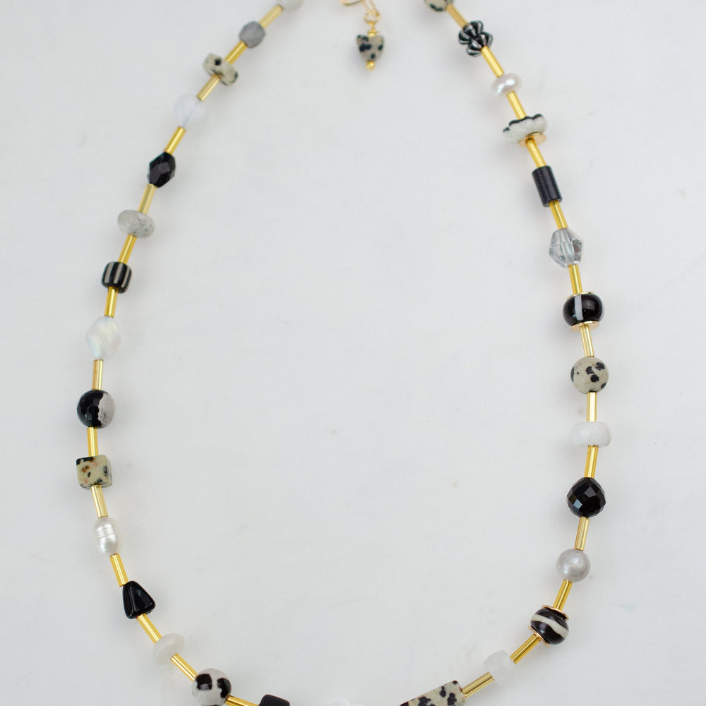 Black and white Beaded Necklace